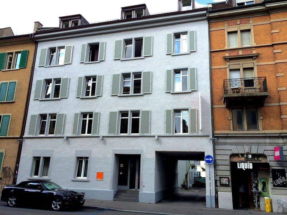 Easyhotel Zuerich City Centre Exterior photo